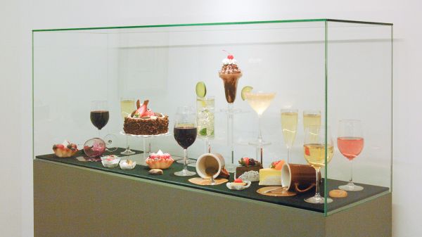 Guillaume Bijl - Sorry - 180x120x40cm Mixed Media