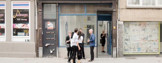 Het is eigenlijk veel te warm om lang achter de computer te zitten. Niet omdat het buiten zulk lekker weer is, want het is daar ook te heet. Beschut binnen [&hellip;]