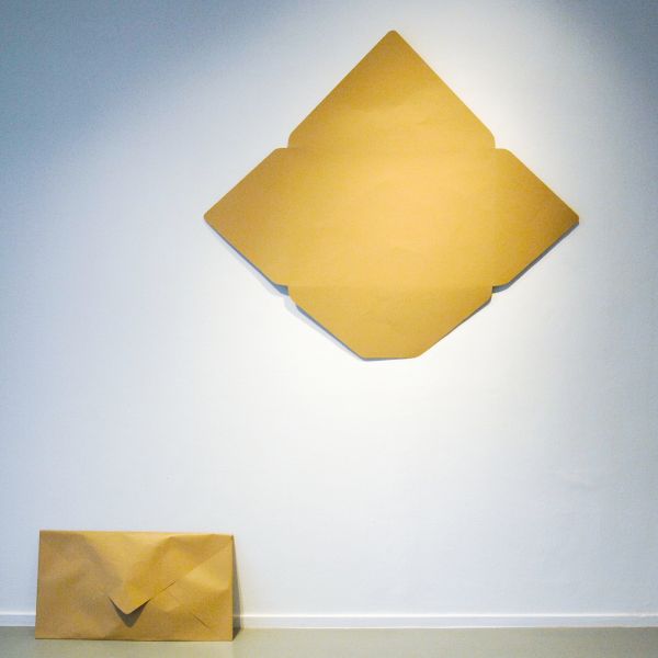 Andriesse Eyck - Michel Francois - Piece of Evidence (Closed) - 73x40x8cm & Piece of Evidence (Opened) - 91x90cm Aluminium en lakverf