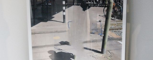 Eigenlijk zijn het geen kunstenaars maar wereldverbeteraars. Maatschappelijke kwesties worden aangekaart zoals een esthetisch sculptuur dat mensen moet behoeden en genezen van depressies, of foto’s die exotisme aankaarten, of werk [&hellip;]