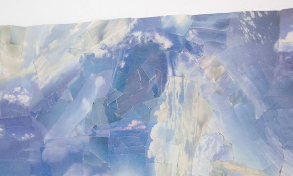 Martin van Zomeren - Matt Byrans - Untitled - Krantenpapier met lucht (detail)