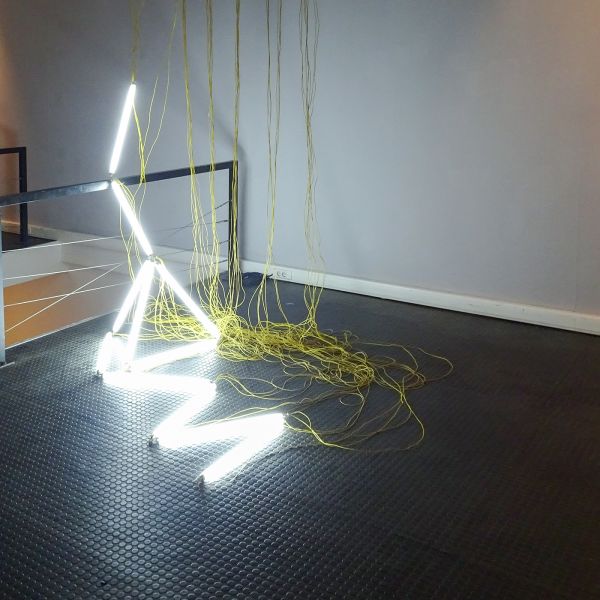 Navid Nuur - Tentacle Thought #10 - Lampen