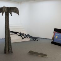 De academie van Enschede mag dan wel voor velen te ver uit de richting zijn. Juist die afstand van het Nederlandse epicentrum en de nabijheid va Duitsland zorgt er voor [&hellip;]