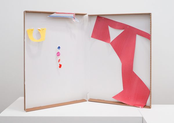 Paul Drissen - Alphabet U-Strike - 88x115x50cm Papier, gouache, acrylverf, stalen naalden en archiefdoos