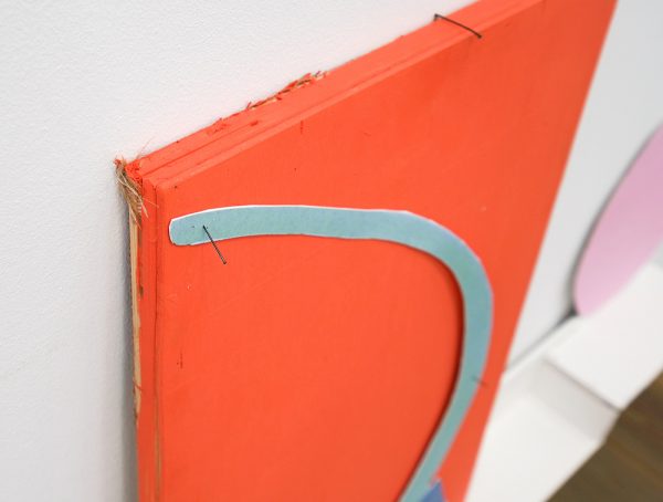 Paul Drissen - The Present, Present, Present - 61x147x11cm Hout, gesso gouache, papier en stalen naalden (detail)