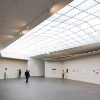 Het kan de gemiddelde liefhebber voor schilderkunst nauwelijks ontgaan zijn dat er een retrospectief van Raoul de Keyser (1930-2012) in het SMAK gaande is. De eerste grote tentoonstelling sinds zijn [&hellip;]