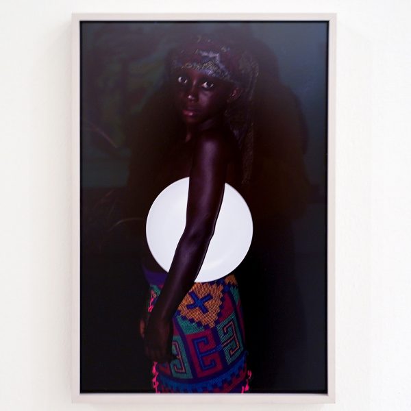 Viviane Sassen - Liba (uit de serie Pinkin Slee) - Digitale C-print - Albert Heijn Art Foundation