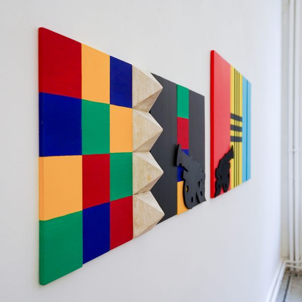 Narcisse Tordoir - Zonder Titel - 60x190x6cm Mixed media op houten paneel (detail)