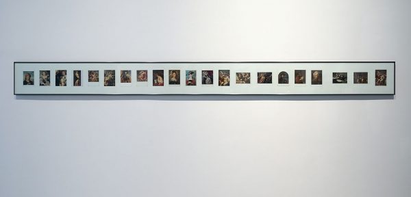 Marcel Broodthaers - Musee d'Art Moderne, Departement des Aigles, Section XVII siecle - 21 ingekaderde prentkaarten