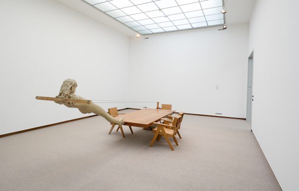 Mark Manders - Mind Study - Hout, beschilderde epoxy, beschilderd keramiek, canvas en ijzer (detail)