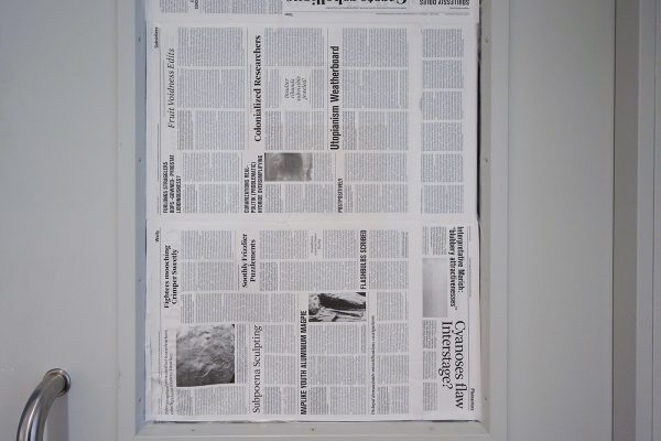 Mark Manders - Windows with National Newspaper - Offsetdruk op papier