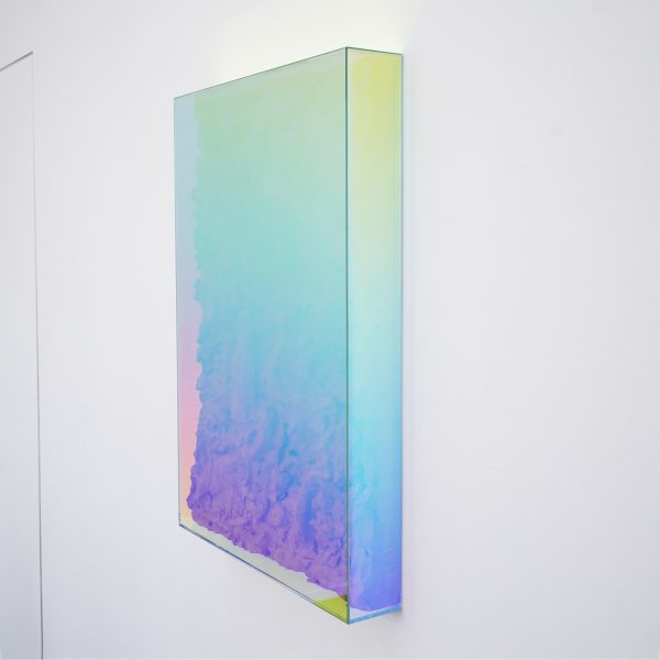 Filip Vervaet - Waiting for the Sun - 90x59x10cm Egaline, glas met dichroische coating