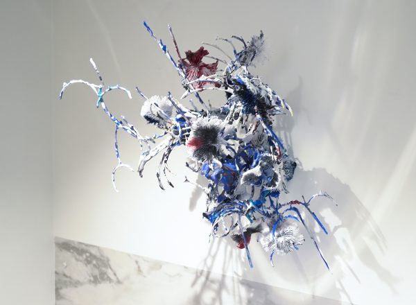 Heringa van Kalsbeek - Under Stars - 85x52x45cm, Keramiek, hars en staal