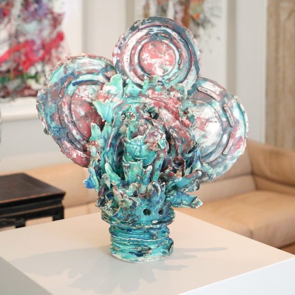 Heringa van Kalsbeek - Weathered Wall - 32x31x19cm Porselein