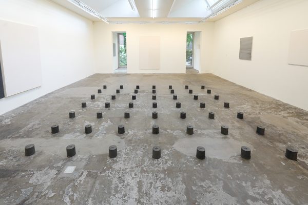 Jan van Munster - Energy Field - 12x11x11 maal 49 Gietijzer, 1990