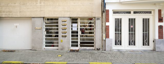 Wat is dat nu toch eigenlijk, schilderen? Niet de daad van het schilderen, maar wat het teweeg brengt. Die penseelstreek wil van zichzelf ook iets. Er zijn weinig kunstenaars zoals [&hellip;]