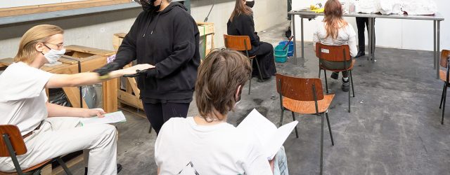 Er wordt wel eens aan me gevraagd wat de beste kunstacademie van Nederland is. Soms door jonge scholieren die naar een kunstacademie willen, soms door professionals uit het veld.Het antwoord [&hellip;]