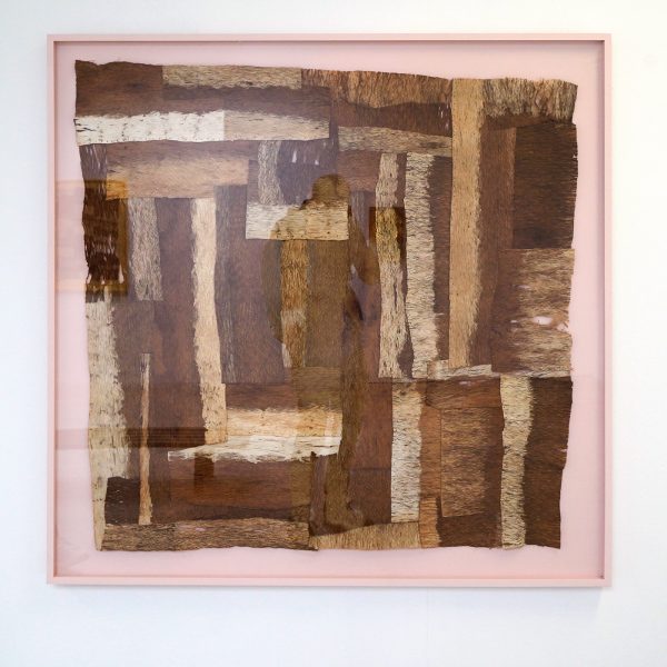 Paul Beumer - Curled top of the fern - 122x125cm Gebleekt en genaaide boombast in lijst