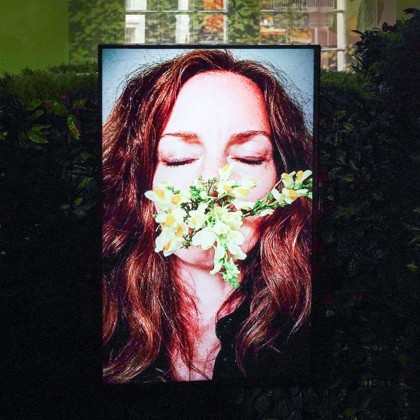 Emily Bates - Lost Spring - Diverse foto's