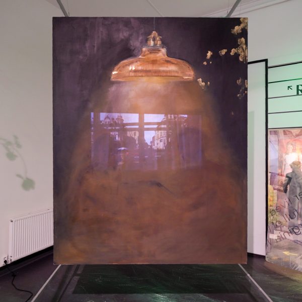 Emma Prempeh - Ardour - 227x177cm Olieverf, acrylverf, textiel en bladgoud op canvas met projectie