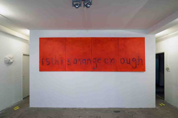 Atousa Bandeh - Is This Orange Enough - 400x130cm, Acrylverf op canvas