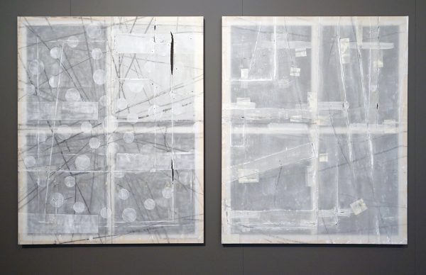 Ricardo van Eyk - Opera III - Rubber, tule, blanke lak, vernis en acryllak