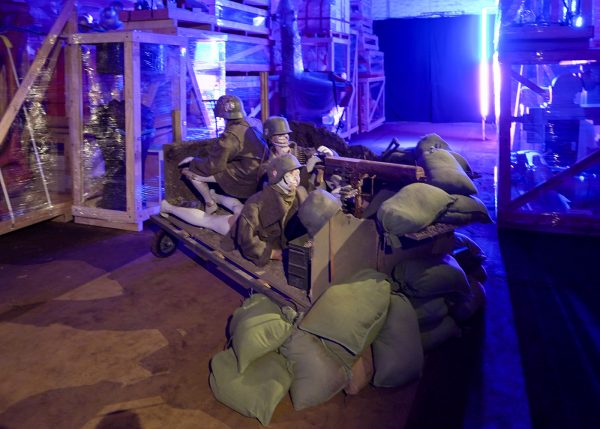 Joep van Lieshout - Diorama (Sacrifice)