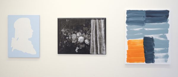 Daan van Golden - Mozart - 80x60cm Olieverf op canvas & Niek Hendrix - Study of a Window (The Tale of Zeuxis And Parrhasius) - 90x67,5cm, Olieverf op paneel & Robbin Heyker - Untitled (Black Redstart 1) - 100x80cm