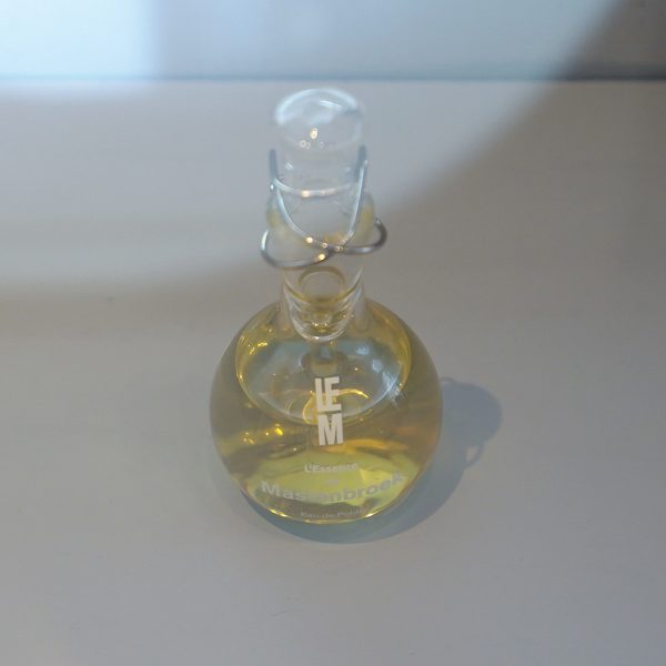 Birthe Leemeijer - L'essence de Mastenbroek, eau de polder - Parfum
