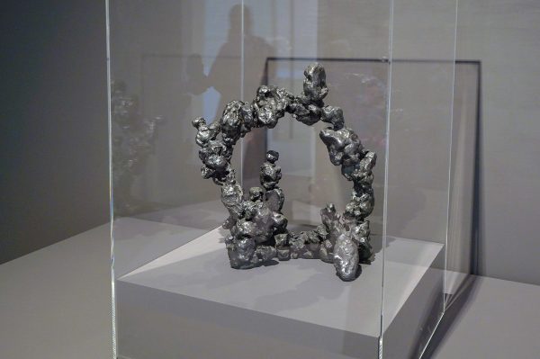 Lucio Fontana - Scultura spaziale - Brons, 1947