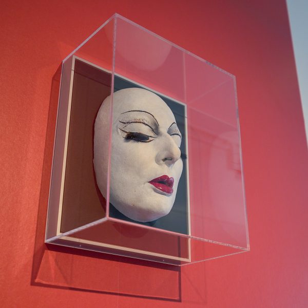 Marina Abramovic - Dodenmasker