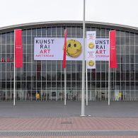 Over smaak valt niet te twisten, maar voor de ingewijden doet de kunstRAI zeer aan de ogen. Voor elk wat wils, en wansmaak kan ook inspirerend zijn. Op de beste [&hellip;]