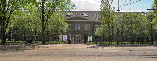 De Open Studio’s van de Rijksakademie verliepen vorig jaar onder de invloed van corona anders dan anders. In plaats van een hectisch weekend met lange rijen was er ineens langer [&hellip;]