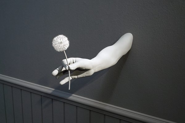 Hans Op de Beeck - Gesture (dandelion clock) - 14x53x21cm, Polyester, staal, polyamide, zijde en coating