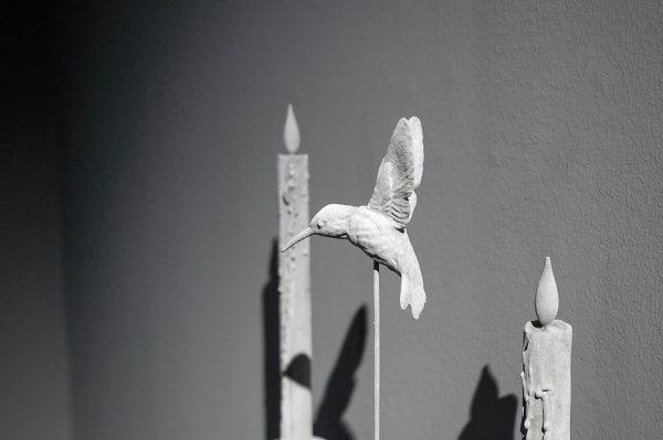 Hans Op de Beeck - Vanitas (Variation) - 82x42x79cm, Polyester, staal, hout, gips, polyamide en coating (detail)