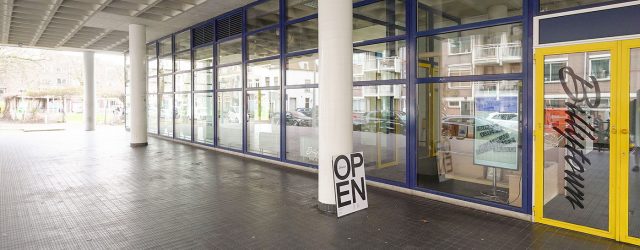 Langzaam meanderen door ruimte en tijd, dagelijks gaan we vele interacties aan met de wereld om ons heen. Soms dwingen de omstandigheden je om opnieuw naar de wereld te kijken. [&hellip;]