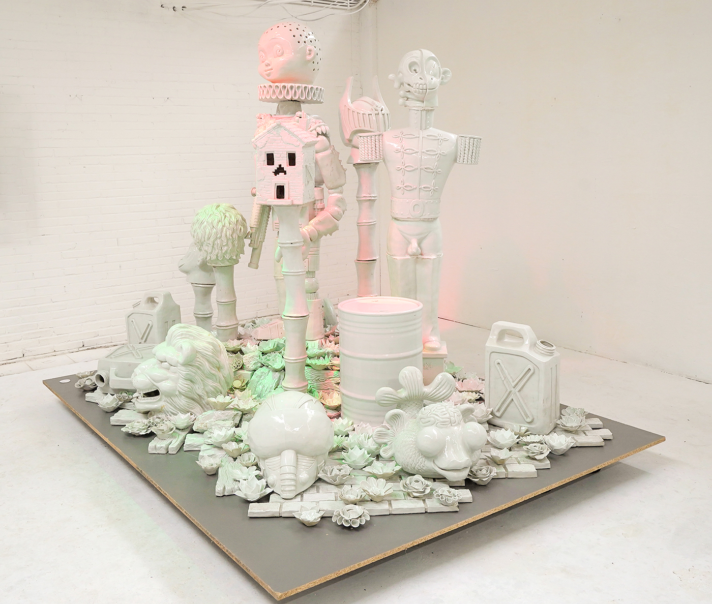 Hans van Bentem - Keep on dreaming - Stellage in wit porselein