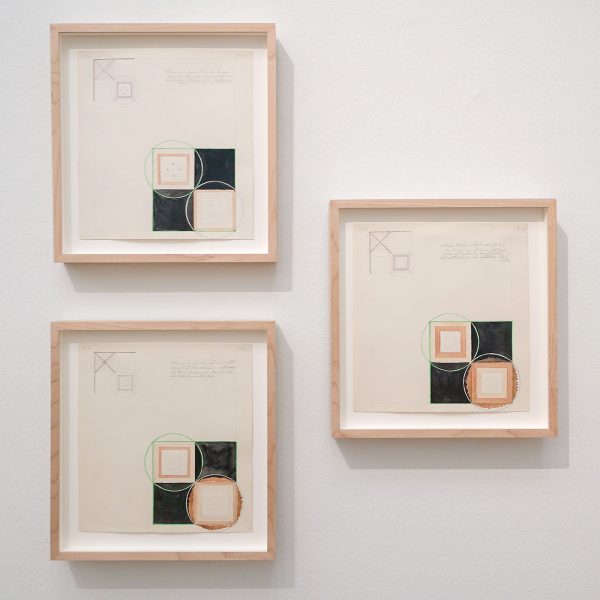 Hilma af Klint - De atoomserie nr 12, 18 januari & nr 13 & nr 14 20 januari 1917 - Waterverf, potlood en metaalverf op papier, 1917