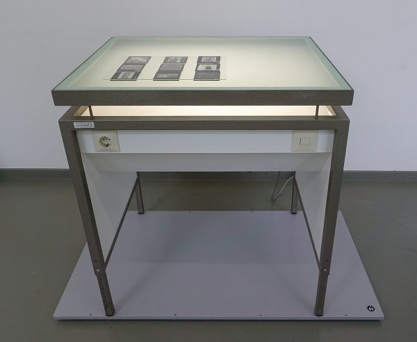 Lichtbak met glazen dia's, jaren '50