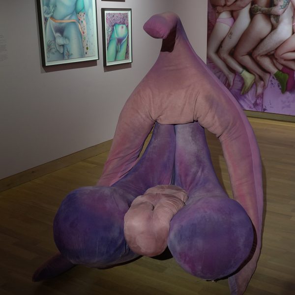 Melanie Bonajo - Clit Rocker - Textiel en hout