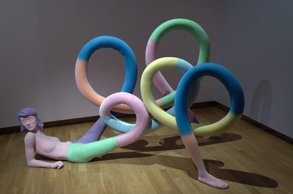 Vera Gulikers - The Model (Hush and Hurl) - Acrylhars en vilt