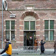 Aanvankelijk werd de fotografie gebruikt voor het vastleggen van portretten en beelden vanuit de schildertraditie. De technische beperkingen maakte dat het medium niet echt inzetbaar was voor kunstenaars, de belichtingstijden [&hellip;]