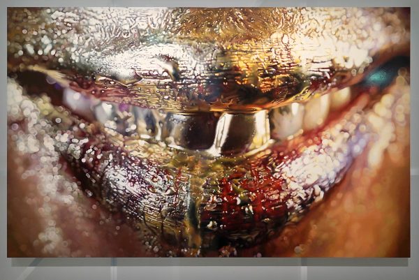 Marilyn Minter - Cheshire (Wangechi) - Email op metaal