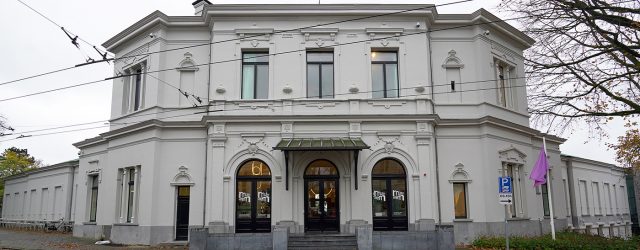 Als we het hebben over moderne kunst, hebben we het veelal over de kunststromingen vanaf het einde van de 19e eeuw tot de jaren ’70. Het begint met schilders als [&hellip;]