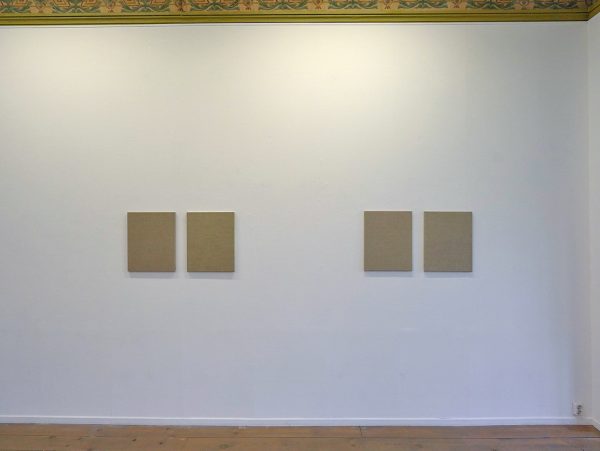 Kirsten Hutsch - Doppelganger nr 1 & 2 - 40x50cm, Linnen (Madrid & Antwerpen) en acrylverf op linnen