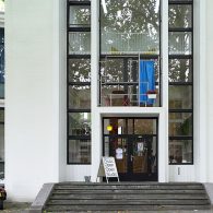 Het is een drukke periode met veel eindexamen exposities en Open Studio’s. Van de grote drie post-academische instellingen is de Jan van Eyck de afsluiter van deze zomer, de Ateliers [&hellip;]