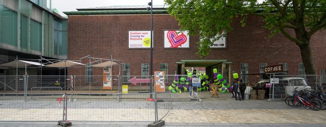 De treurigheid ten top, een museum dat al vijf jaar gesloten is in verband met een verbouwing waarvan nog niet besloten is hoe deze vervolgd zou worden. Mensen die bij [&hellip;]