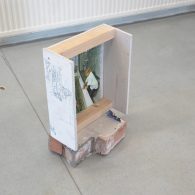 De vorige editie van de eindexamenexpositie bij Den Bosch was zeer treurig, vrijwel alle afstudeerders beeldende kunst (art & research genoemd hier) waren gepropt in een enkel lokaal. Dit jaar [&hellip;]