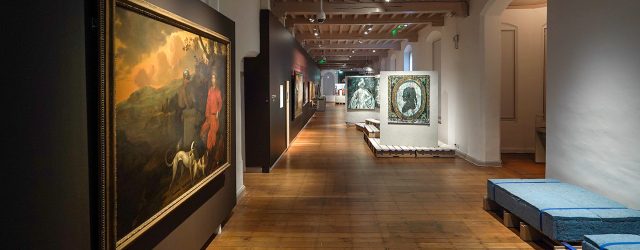 De geschiedenis van gruweldaden door de koloniale expansiedrang van de Nederlanden is algemeen bekend. Door economisch winstbejag groeide de VOC (1602-1799) uit tot het grootste bedrijf, met een geschatte waarde [&hellip;]