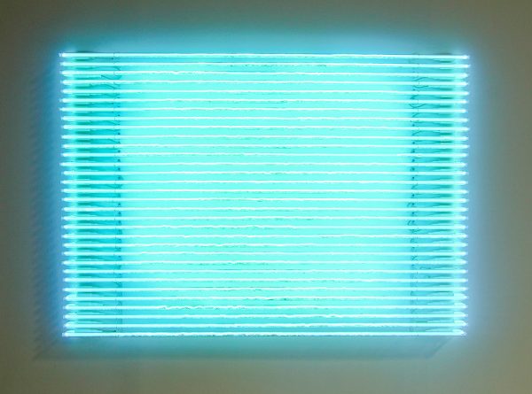 Navid Nuur - Broken Square Neon - Glas, gebroken glas en argongas